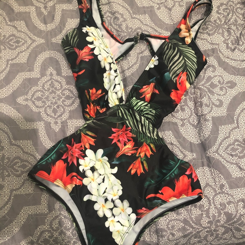 “Bihari” Swimsuit NO LONGER AVAILABLE ONLINE